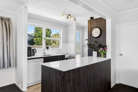 Photo of property in 1/55b Springs Road, Parakai, 0830