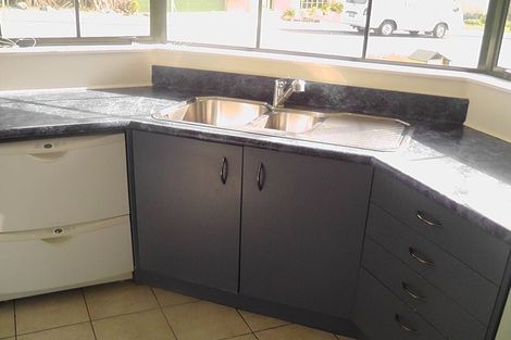 Photo of property in 16 Peppertree Lane, Woodridge, Wellington, 6037