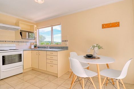 Photo of property in 102a Parkvale Road, Karori, Wellington, 6012