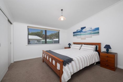 Photo of property in 13 Florance Avenue, Russell, 0202