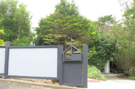 Photo of property in 3 Kiwi Place, Tawa, Wellington, 5028