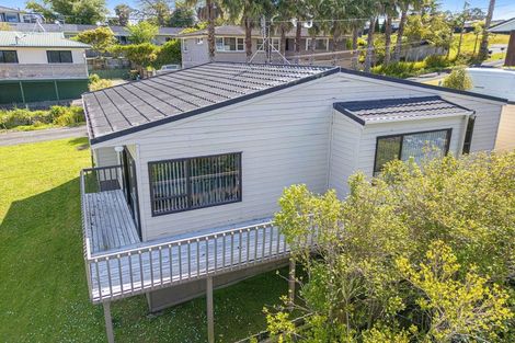Photo of property in 171b Hibiscus Coast Highway, Red Beach, 0932