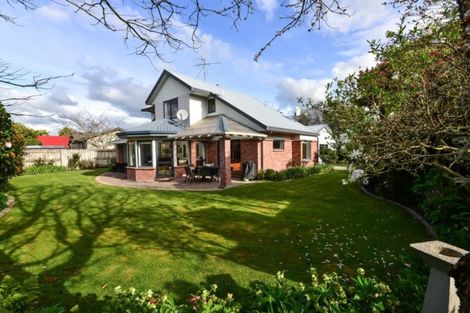 Photo of property in 16 Azimuth Place, Flagstaff, Hamilton, 3210