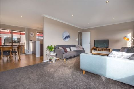 Photo of property in 19 Staysail Place, Whitby, Porirua, 5024