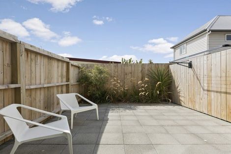 Photo of property in 6/2 Stone Street, Miramar, Wellington, 6022