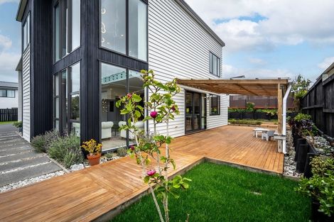 Photo of property in 13 Jack Hawken Lane, Silverdale, 0932