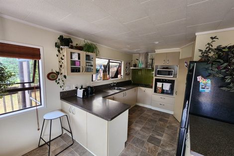 Photo of property in 296a One Tree Point Road, One Tree Point, 0118