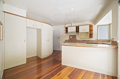 Photo of property in 20 Ingle Avenue, Waipahihi, Taupo, 3330