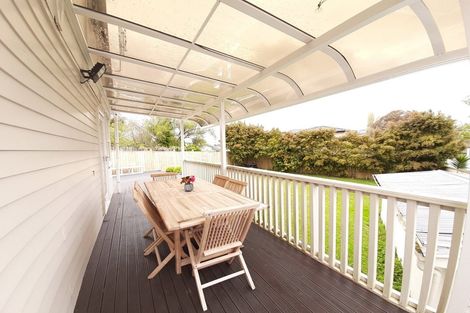 Photo of property in 14 Oriana Avenue, Lynfield, Auckland, 1042