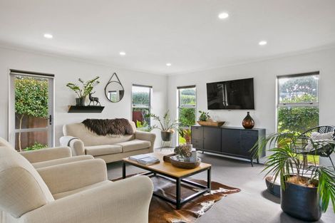 Photo of property in 142 Wairau Road, Kaitake, New Plymouth, 4374