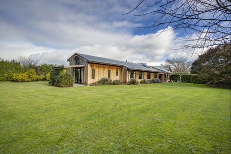 Photo of property in 260 Havelock Road, Akina, Hastings, 4122