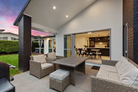 Photo of property in 3 Farrier Street, Papamoa, 3118