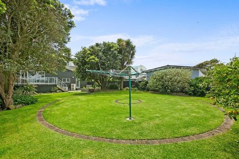 Photo of property in 15 Tiromoana Crescent, Bell Block, New Plymouth, 4312