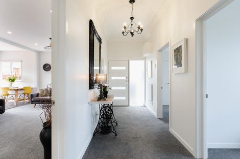 Photo of property in 33 Oakland Street, Andersons Bay, Dunedin, 9013