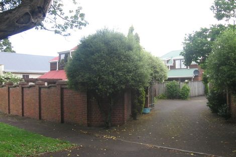 Photo of property in 4/170 Green Lane West, Greenlane, Auckland, 1051