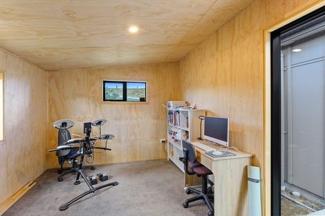 Photo of property in 174 Harakeke Road, Te Horo, Otaki, 5581