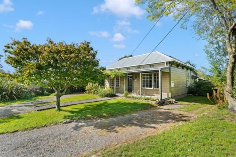 Photo of property in 24 Papawai Road, Greytown, 5712