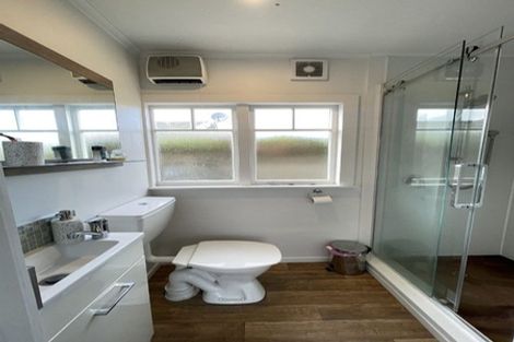 Photo of property in 198 Estuary Road, South New Brighton, Christchurch, 8062