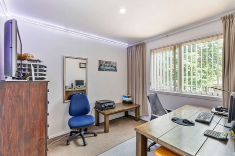 Photo of property in 4 Galilee Avenue, Red Hill, Papakura, 2110