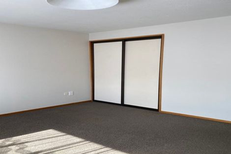 Photo of property in 2/7 Clipston Place, Halswell, Christchurch, 8025