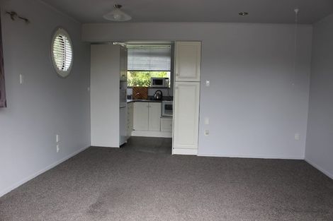 Photo of property in 14 Dunolly Place, Pukekohe, 2120