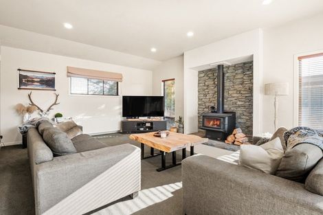 Photo of property in 52 Hope Avenue, Lake Hayes, Queenstown, 9304