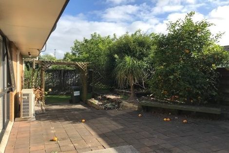 Photo of property in 2/19 Ingram Street, Papakura, 2110