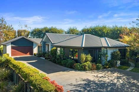 Photo of property in 10 Glen Bridge Lane, Harewood, Christchurch, 8051