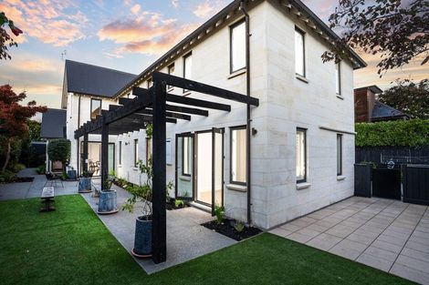 Photo of property in 5 Merivale Lane, Merivale, Christchurch, 8014
