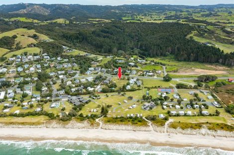 Photo of property in 829 Cove Road, Waipu, 0582