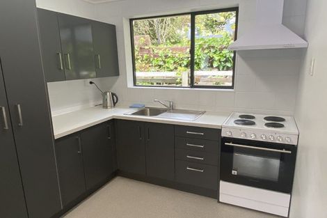 Photo of property in 2/1 Angle Street, Picton, 7220