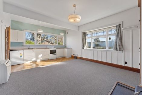 Photo of property in 87 Eastern Terrace, Beckenham, Christchurch, 8023