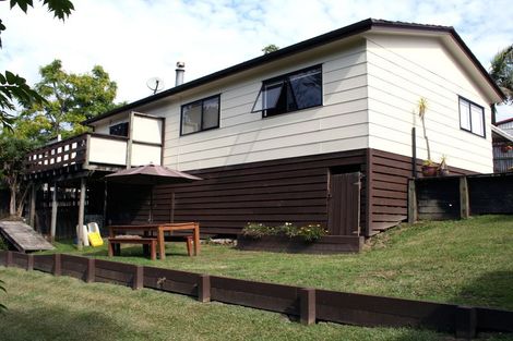 Photo of property in 7 Lowell Place, Massey, Auckland, 0614