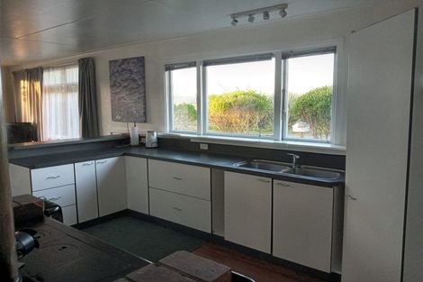 Photo of property in 5 Bluecliffs Beach Road, Papatotara, Tuatapere, 9691