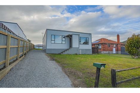 Photo of property in 28 Cambridge Street, Kensington, Timaru, 7910