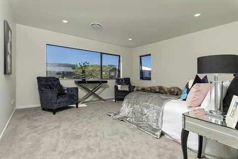 Photo of property in 4 Kina Place, Long Bay, Auckland, 0630