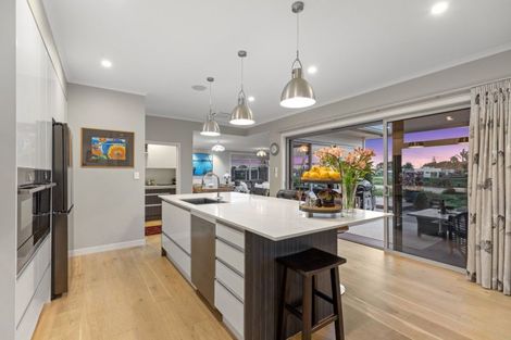 Photo of property in 56 Cassinia Close, Papamoa Beach, Papamoa, 3118