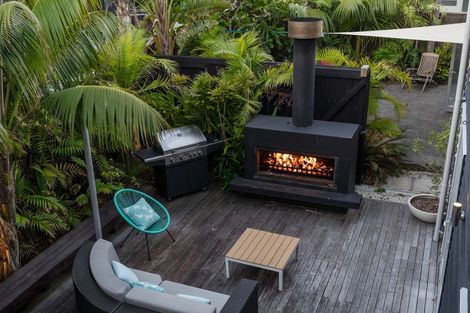 Photo of property in 312a Beverley Terrace, Whangamata, 3620