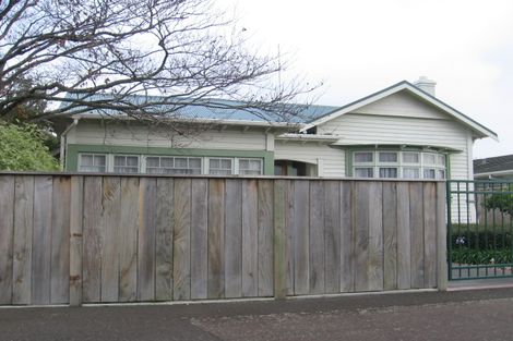 Photo of property in 134 Heretaunga Street, Palmerston North, 4414