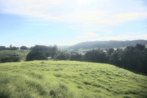 Photo of property in 725 Golden Stairs Road, Mareretu, Maungaturoto, 0589