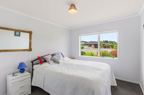 Photo of property in 3 Nicholas Place, Waikanae Beach, Waikanae, 5036