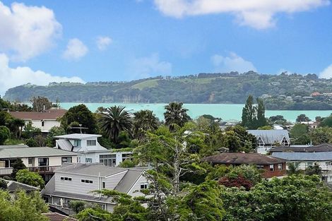 Photo of property in 4a Tower Hill, Stanmore Bay, Whangaparaoa, 0930