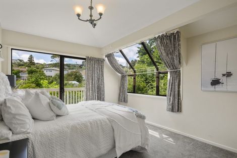 Photo of property in 10c Matipo Road, Mairangi Bay, Auckland, 0630