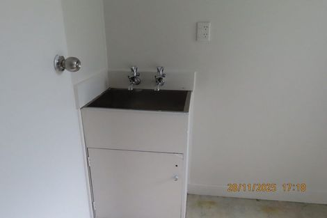 Photo of property in 382 West Coast Road, Glen Eden, Auckland, 0602