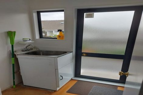 Photo of property in 1 Messines Avenue, Silverstream, Upper Hutt, 5019