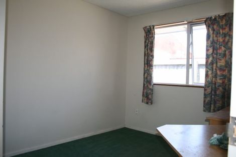 Photo of property in 2/27 Peverel Street, Riccarton, Christchurch, 8041