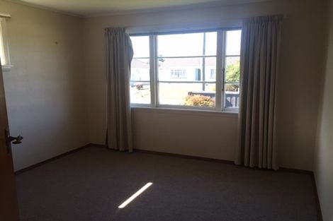 Photo of property in 1 Dunedin Street, Redwood, Christchurch, 8051