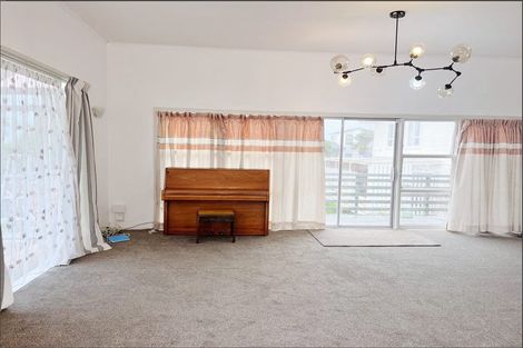 Photo of property in 164 Coronation Road, Hillcrest, Auckland, 0627