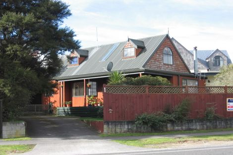 Photo of property in 153 Te Heuheu Street, Taupo, 3330