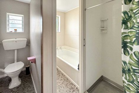 Photo of property in 1/69 Wiggins Street, Sumner, Christchurch, 8081